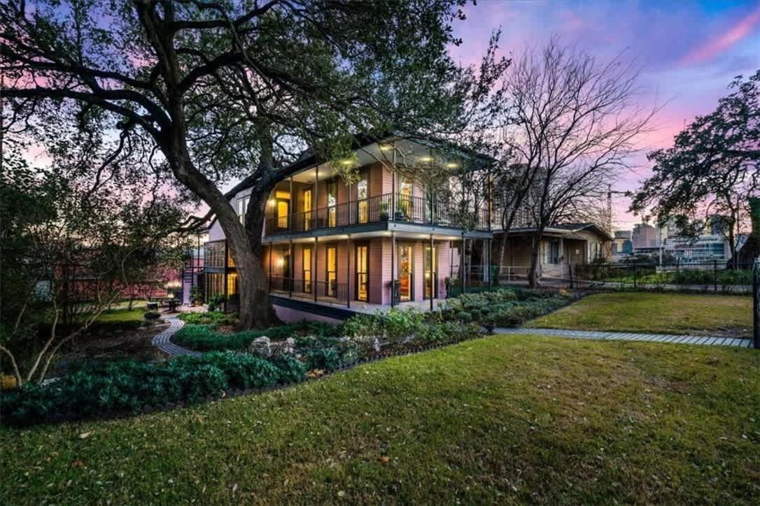 Rare - Unique East Austin Home - Walk To Downtown Екстер'єр фото